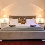 ゲストハウス Donatus 4*