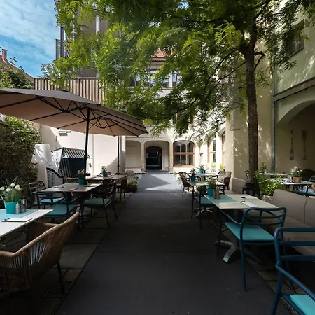 Donatus Guest house